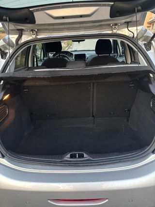 Peugeot 208 2018 Automático 110CV Tech Edition