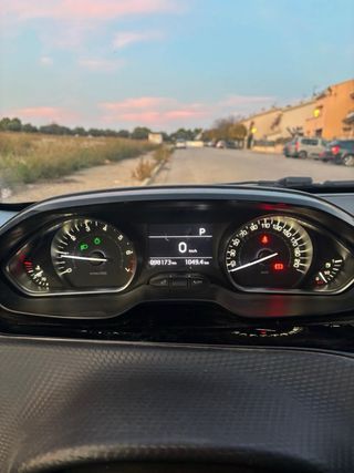 Peugeot 208 2018 Automático 110CV Tech Edition