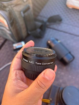 Cámara Zenit Negra con accesorios y compartimentos