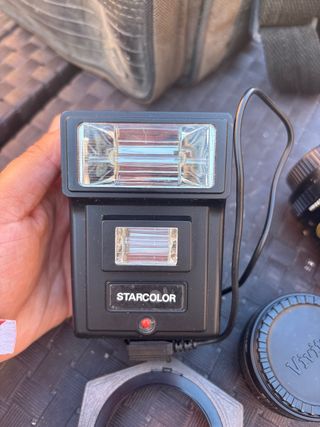 Cámara Zenit Negra con accesorios y compartimentos