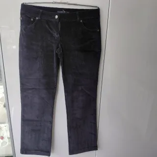 Pantalón pana Zara negro