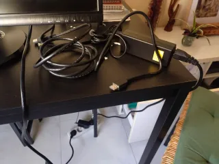 Monitor ASUS VA249HE 23.8 - Como nuevo