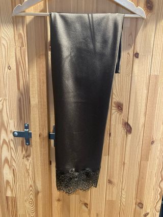 Falda Zara Satén Encaje