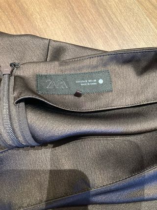 Falda Zara Satén Encaje