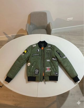 Cazadora bomber “The New Designers”