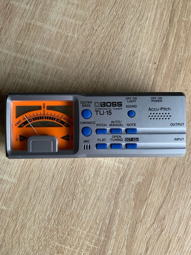 Afinador Boss TU-15 Cromático