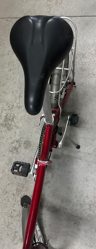 Bicicleta plegable Dahon roja en muy buen estado