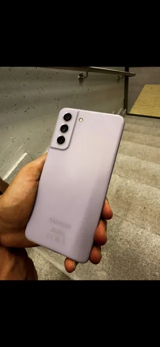 Samsung S21 FE Morado