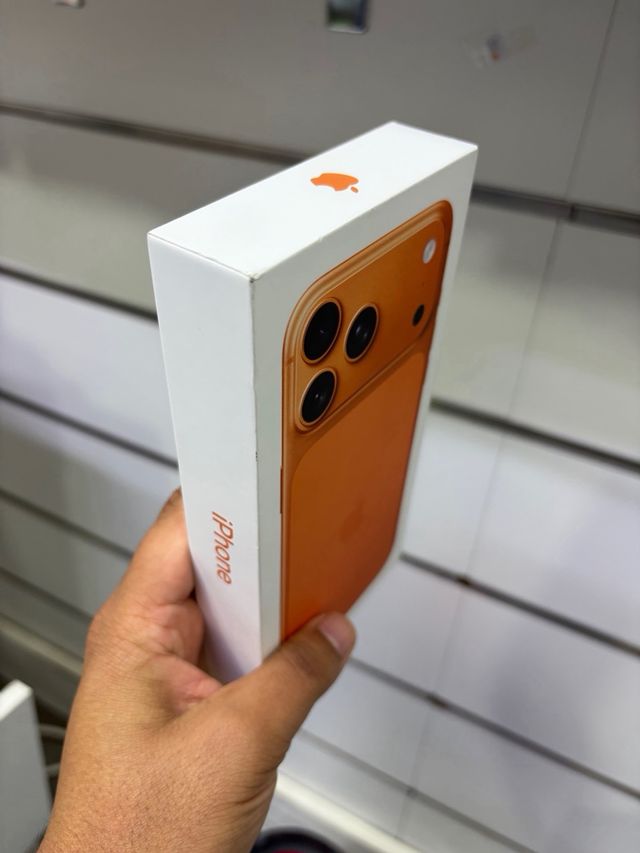 iPhone 17 Pro Max 512GB Arancione Nuovo