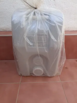 Depósito agua residuales Roll Tank 23 W Fiamma