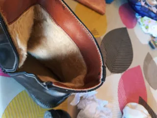 Botas de cuero negras