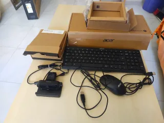 Pack Accesorios Acer: Teclado, Ratón y Webcam