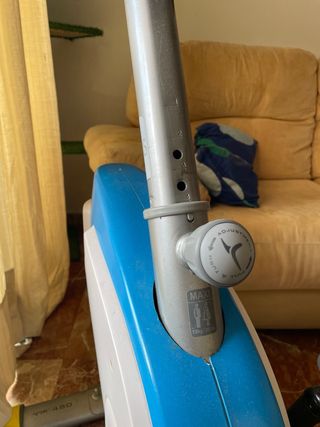 Bicicleta Estática Gris y Azul