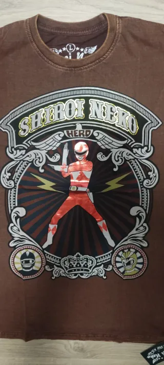 Camiseta Shiroi Neko Power Ranger