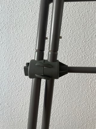 Bañera Stokke con patas y adaptador recién nacido