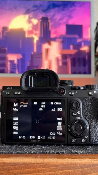 Cámara Sony A7 III solo cuerpo de cámara