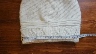 Cappello invernale bianco slouchy