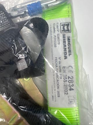 Arnés anticaídas Miguel Miranda. absorvedor