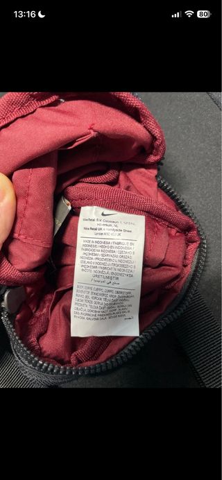 Riñonera Nike Negra