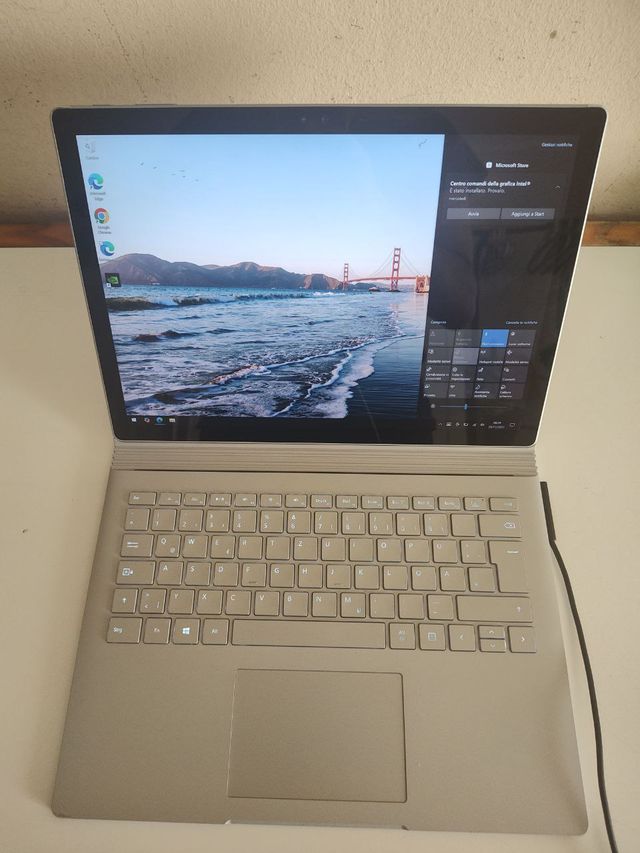 Microsoft Surface Book i5 128GB 8GB RAM 2-in-1