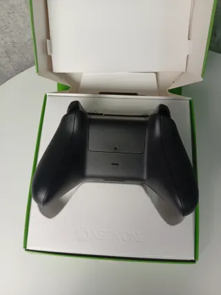 Mando Xbox One Inalámbrico