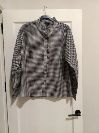 Blusa Cortefiel cuadros blanco y negro