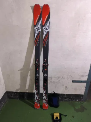 Esquís travesía Movement equipo completo.