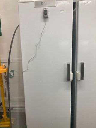 Frigorífico de laboratorio Balay