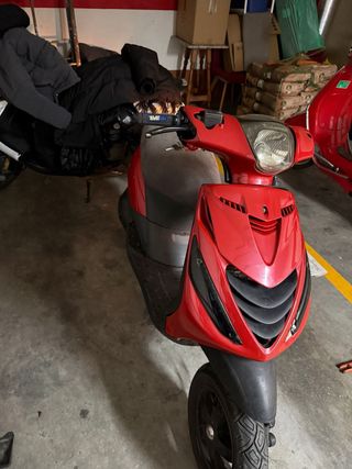 Piaggio Zip SP Roja