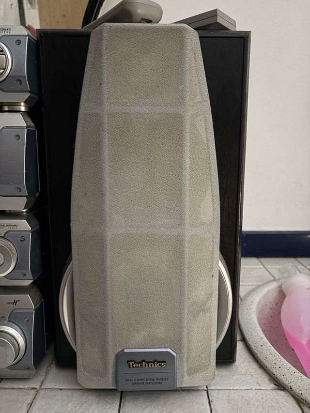 Equipo de música Technics antiguo