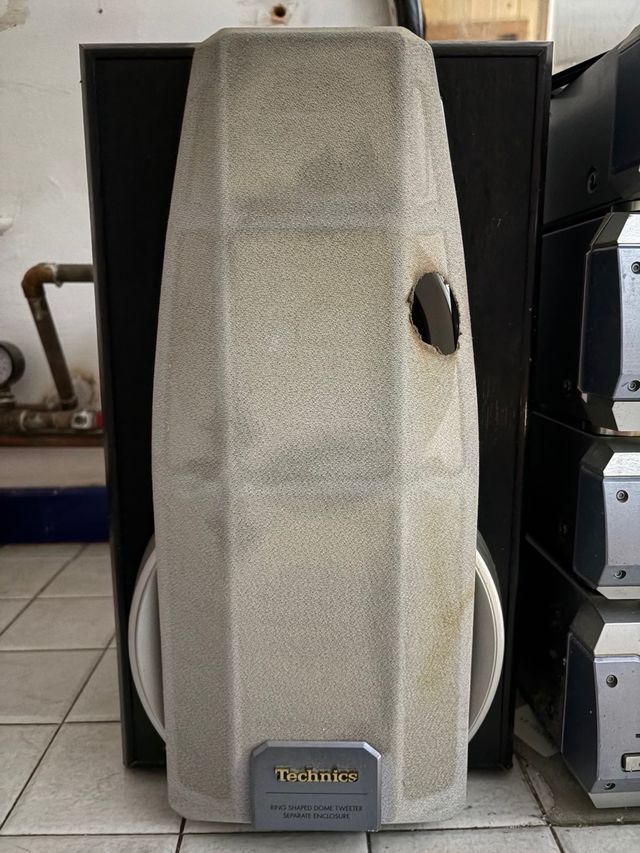 Equipo de música Technics antiguo