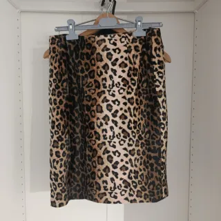 Falda tubo estampado leopardo
