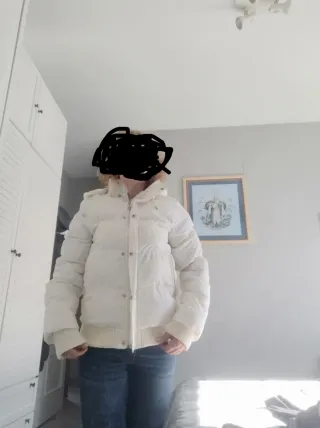 Chaqueta de plumas blanca