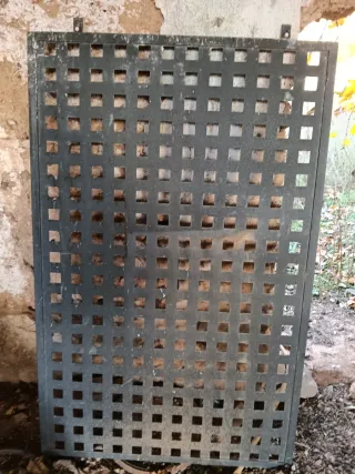 Valla metálica jardín