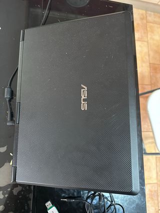 Portátil Asus X58C Negro