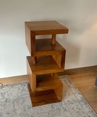 Tavolino ausiliario in legno design unico