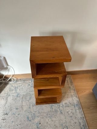 Tavolino ausiliario in legno design unico