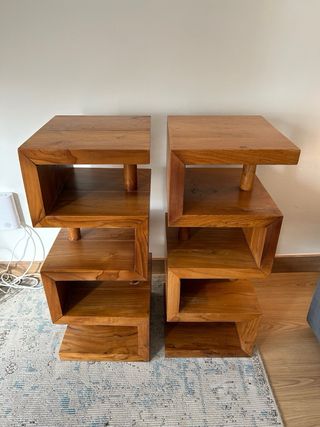 Tavolino ausiliario in legno design unico