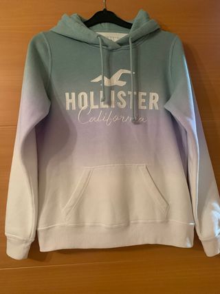 Sudadera talla S-M marca Hollister con capucha