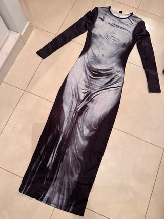 Vestido largo Shein estampado, cada uno 10€