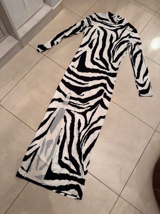 Vestido largo Shein estampado, cada uno 10€