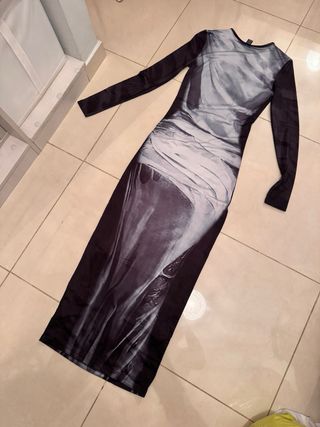 Vestido largo Shein estampado, cada uno 10€
