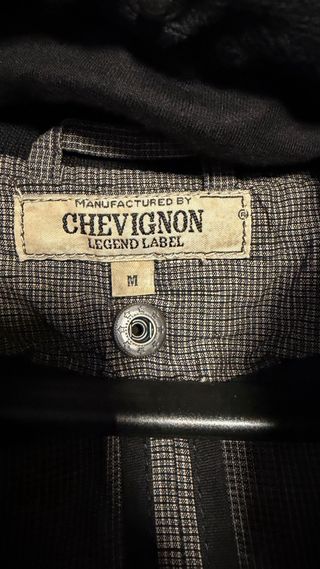 Chaqueta Chevignon con capucha