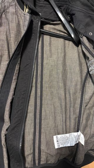 Chaqueta Chevignon con capucha