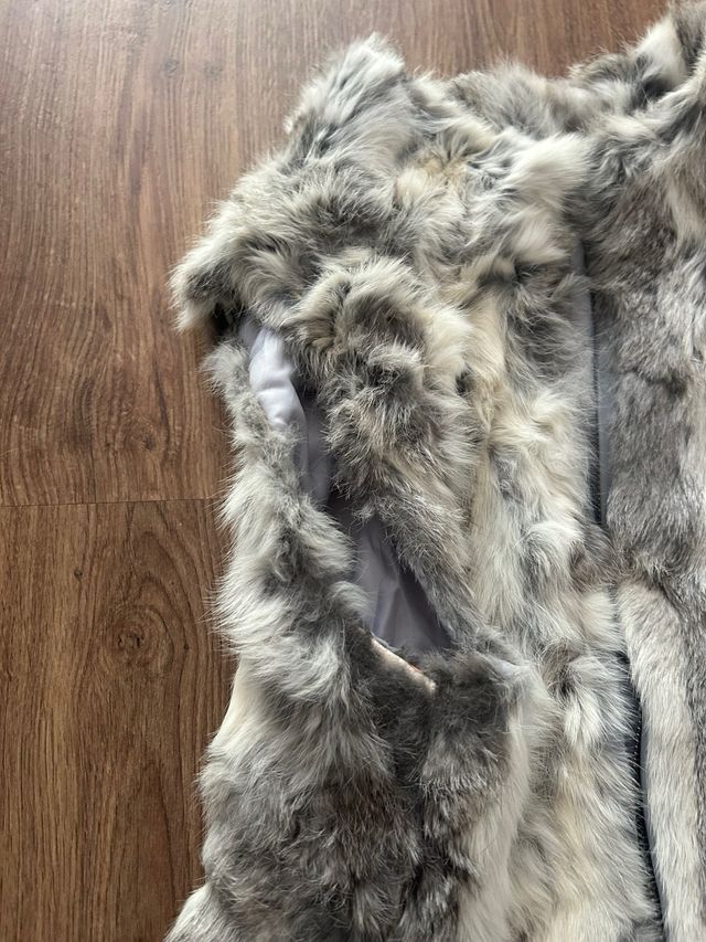 Chaleco de piel de conejo