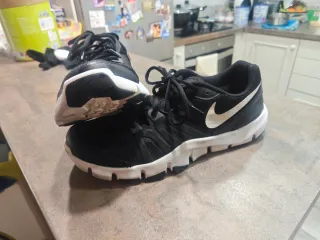 Zapatillas Nike Flex Show TR Negras