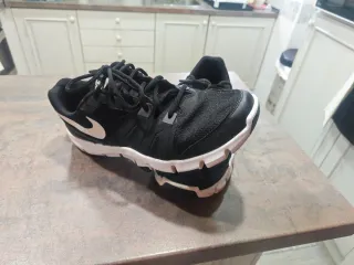 Zapatillas Nike Flex Show TR Negras