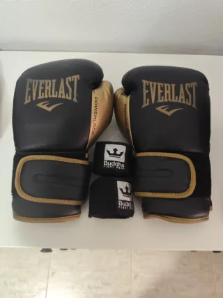 Guantes Boxeo Everlast Powerlock Negros y Dorados