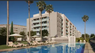 Se alquila piso en Residencial Ronda Norte.