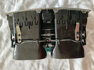 Rejilla Aire Mercedes W204 + Botón Warning